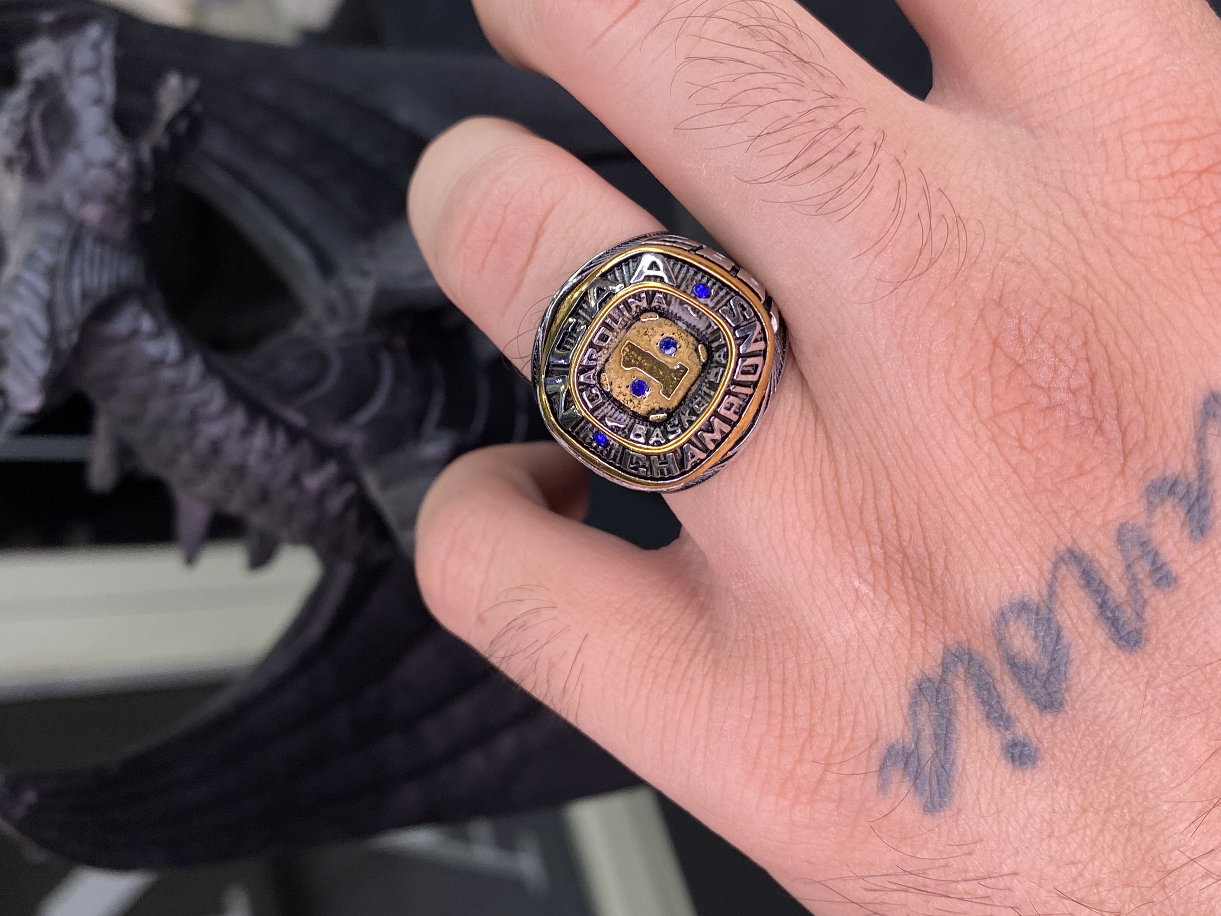 انگشتر مردانه استیل طرح champion ( انگشتر قهرمانی )
